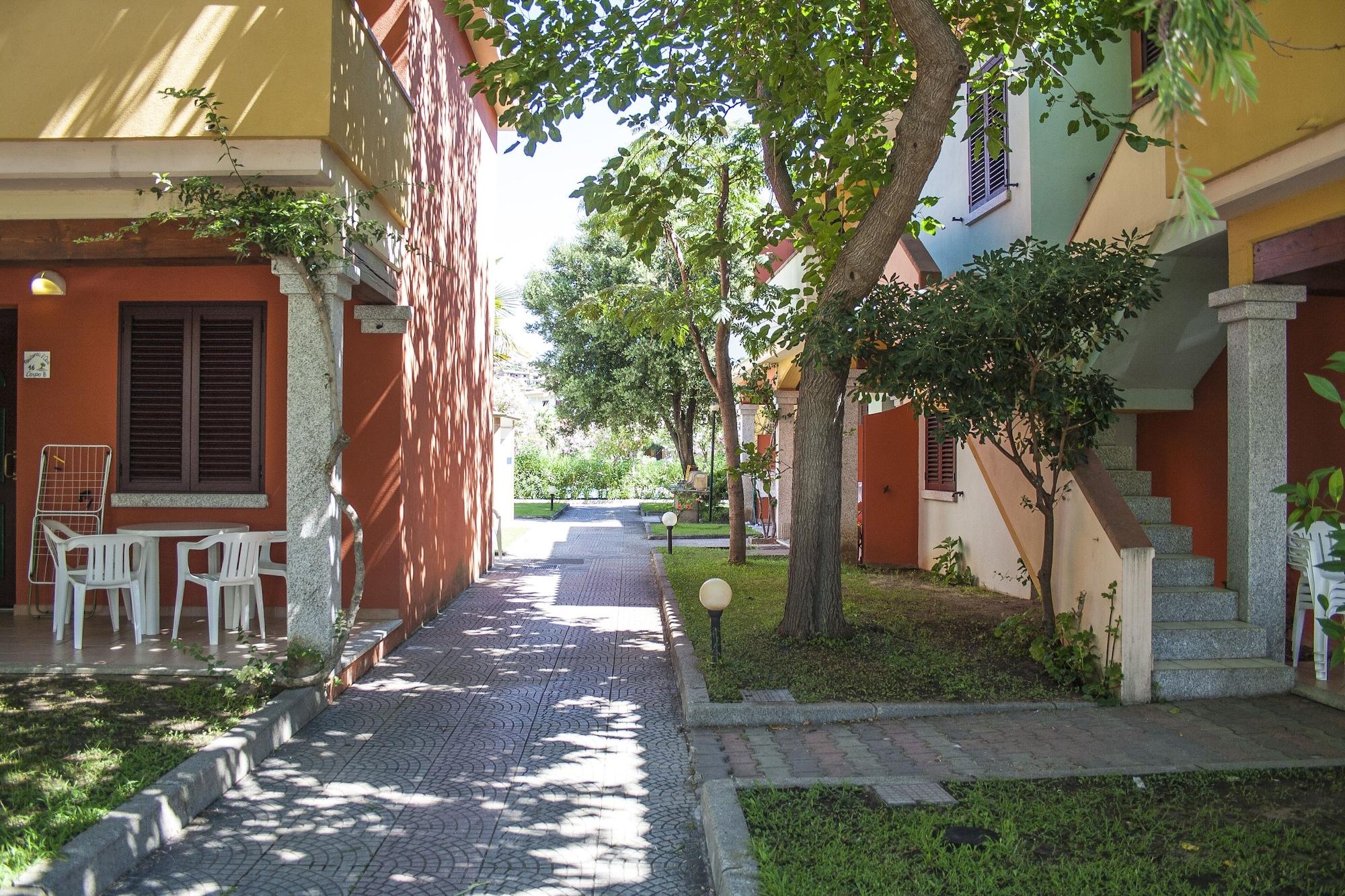 Residence Oasi Anfiteatro Porto Ottiolu Dış mekan fotoğraf