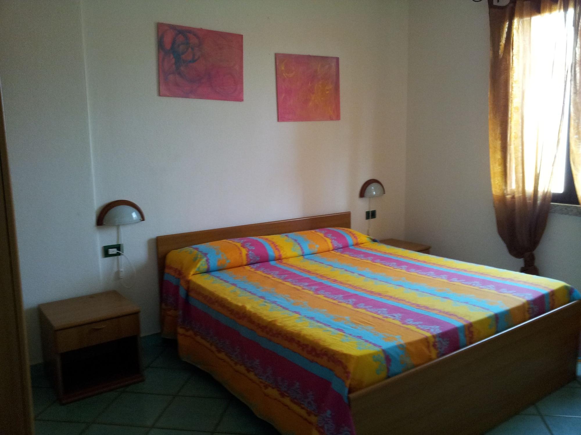 Residence Oasi Anfiteatro Porto Ottiolu Dış mekan fotoğraf