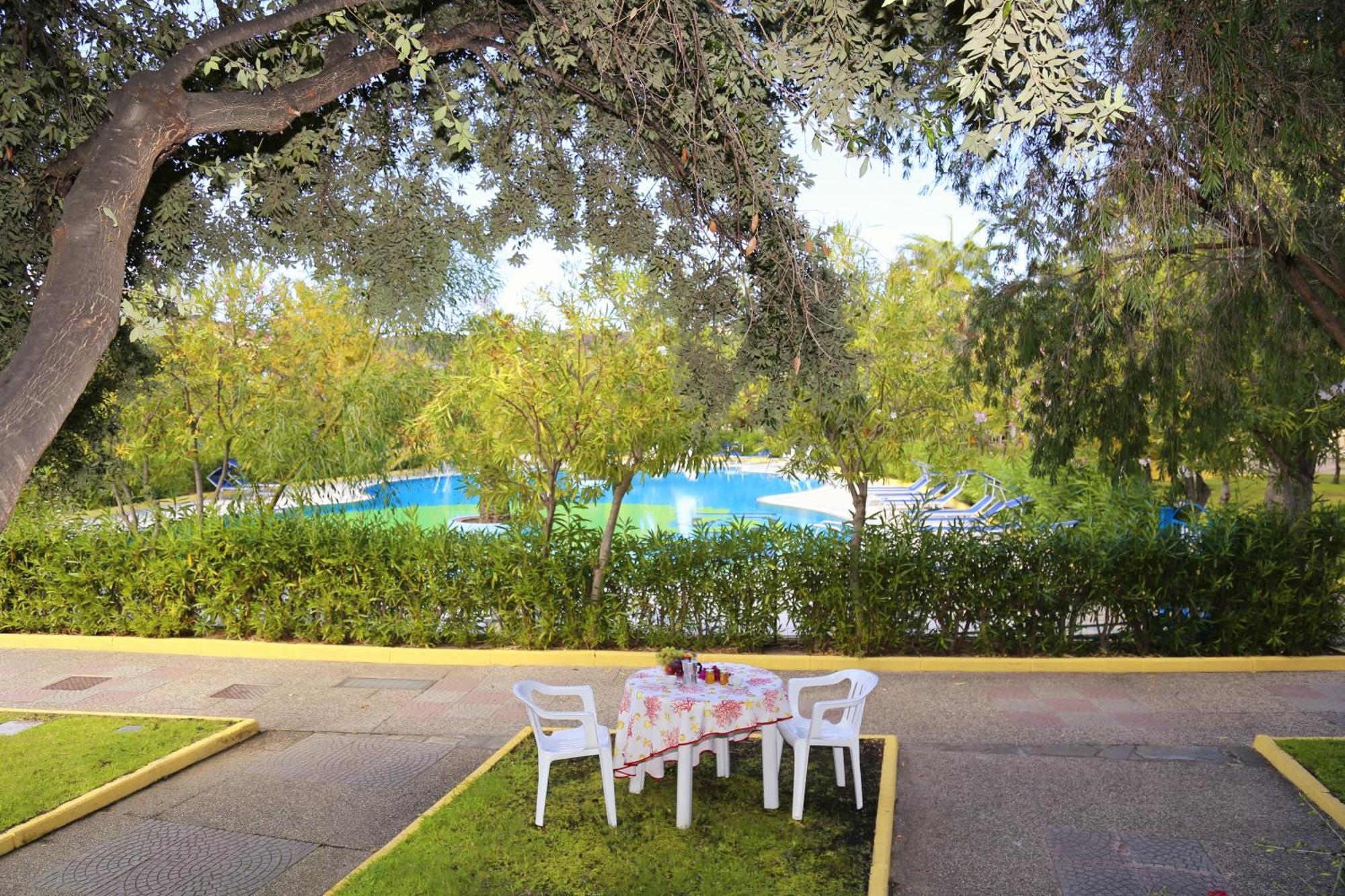 Residence Oasi Anfiteatro Porto Ottiolu Dış mekan fotoğraf