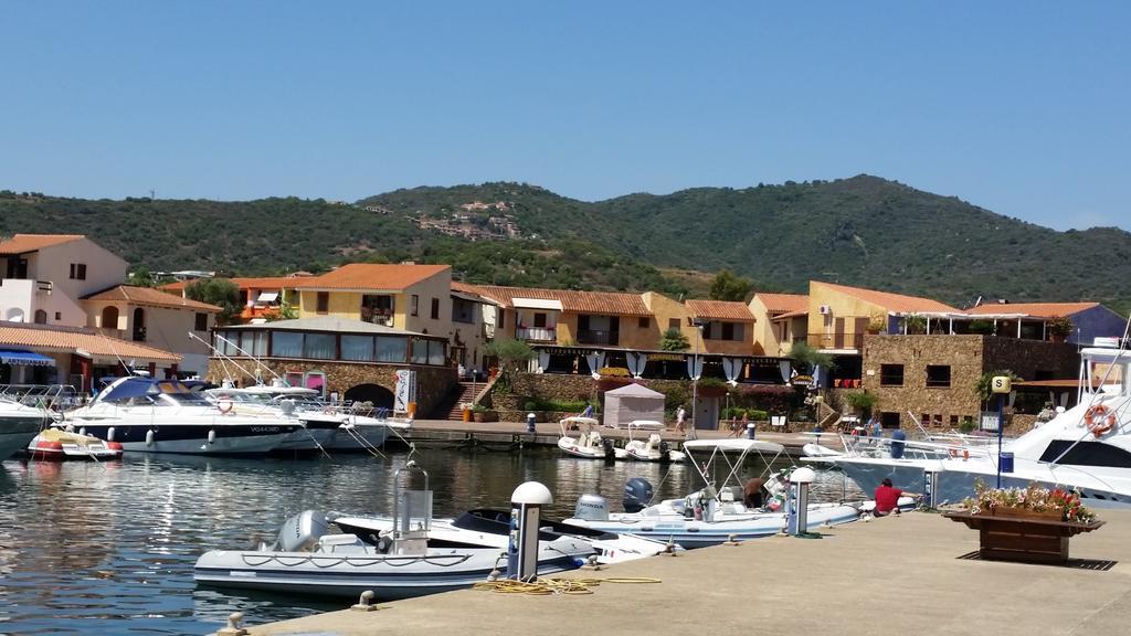 Residence Oasi Anfiteatro Porto Ottiolu Dış mekan fotoğraf