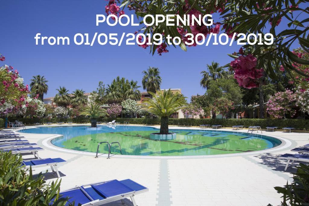 Residence Oasi Anfiteatro Porto Ottiolu Dış mekan fotoğraf
